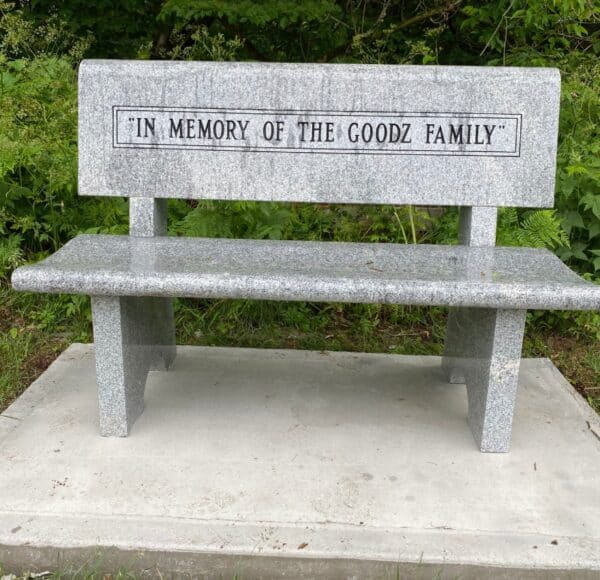 banc commémoratif - commemorative bench