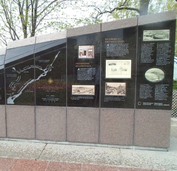 Commemorative plaque in granite